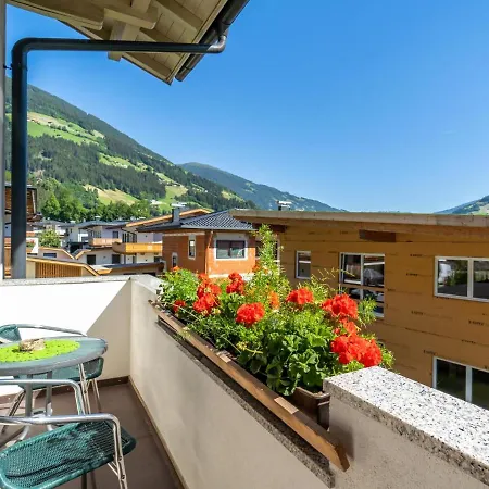 Apartment Panorama I